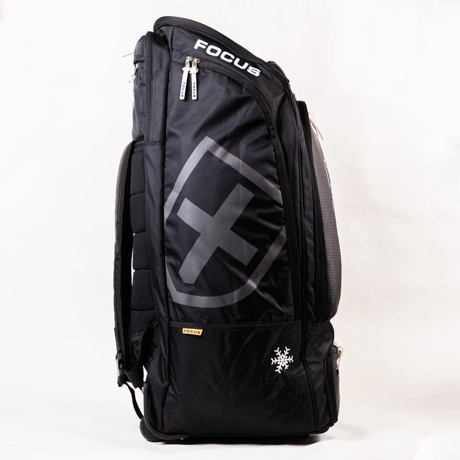 Focus PLAYERS EDITION Wheelie Duffle Bag